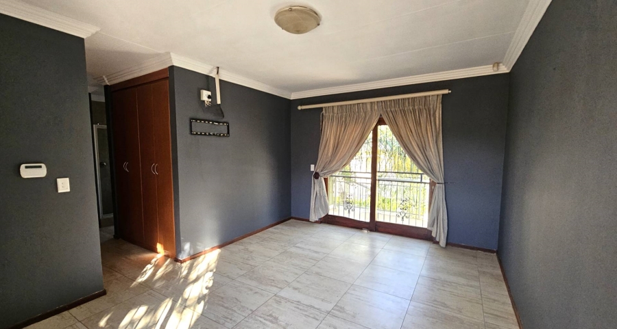 4 Bedroom Property for Sale in Melodie North West